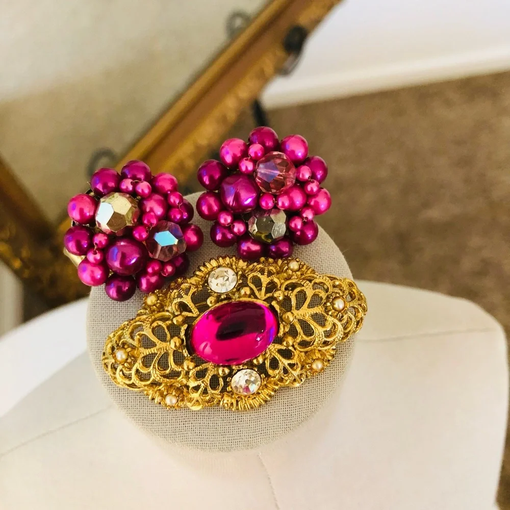 Vintage Pink Rhinestone Brooch & Earrings
